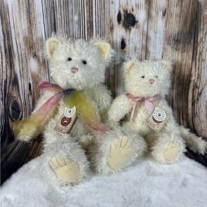 Gen-yoo-wine Boyds Cat Lot Of 2 Vanessa 15” Music box & Purrcilla 11” VTG 2001